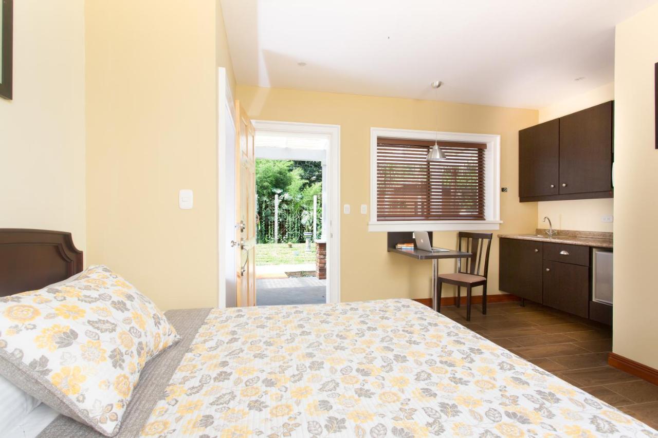 Airport Costa Rica B&B Río Segundo 외부 사진